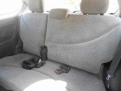 Toyota Yaris 16V cat 3 porte (3)