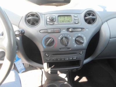 Toyota Yaris 16V cat 3 porte (6)