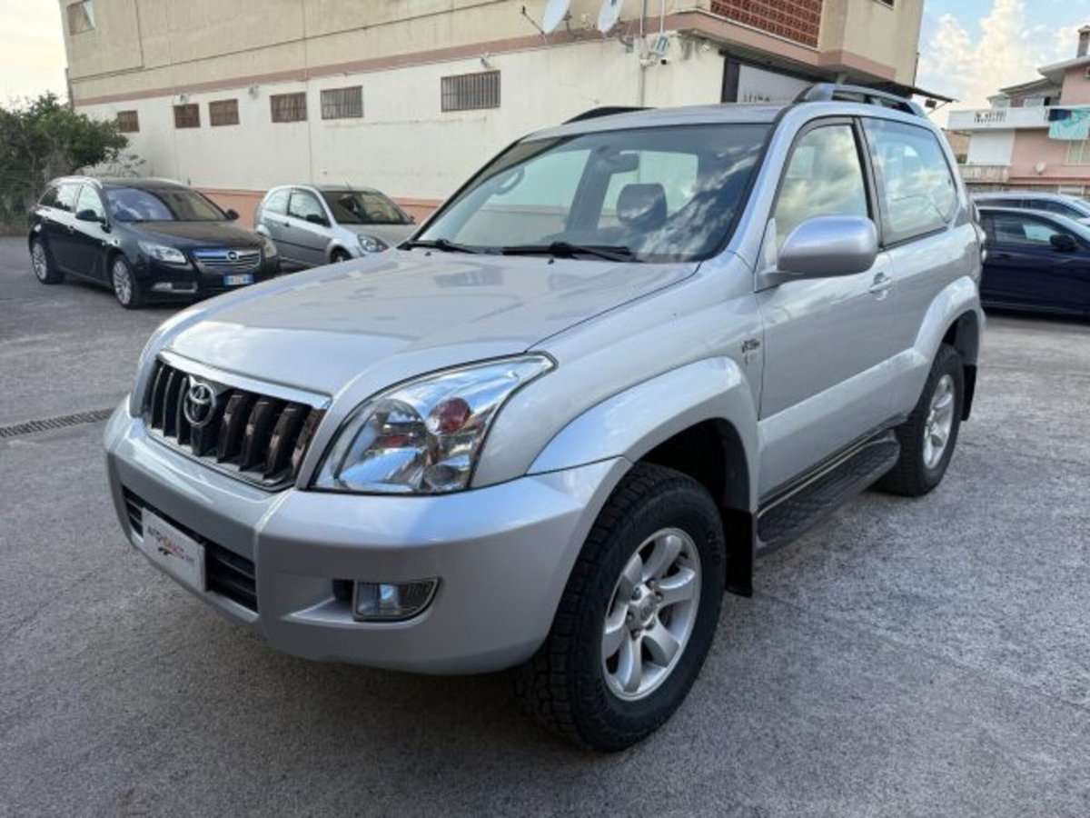 Toyota Land Cruiser D-4D 16V cat 3 porte Sol (7)