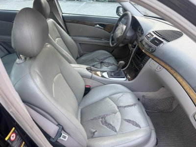 Mercedes-Benz Classe E 270 CDI cat Avantgarde (9)