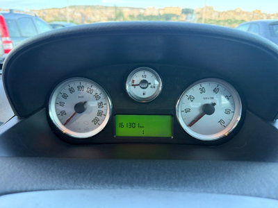 Lancia Ypsilon 1.2 Oro Giallo (11)