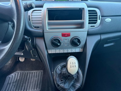 Lancia Ypsilon 1.2 Oro Giallo (12)