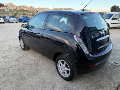 Lancia Ypsilon 1.2 Oro Giallo (7)