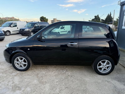 Lancia Ypsilon 1.2 Oro Giallo (8)