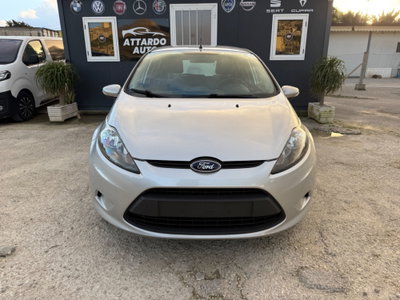 Ford Fiesta 1.6 TDCi 95 CV 5p. Titanium (2)