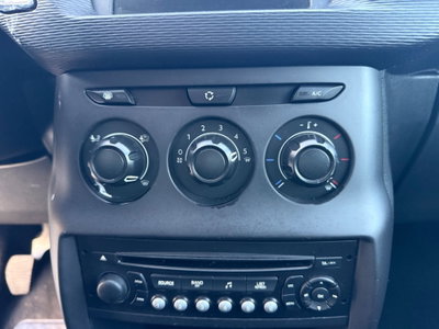 Citroen C3 1.4 HDi 70 Seduction (14)