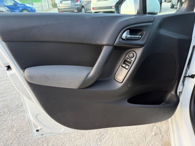 Citroen C3 1.4 HDi 70 Seduction (9)