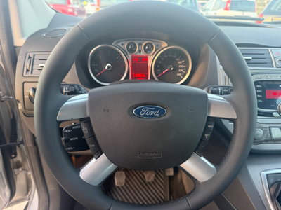 Ford Kuga 2.0 TDCi 136 CV 2WD Titanium DPF (12)