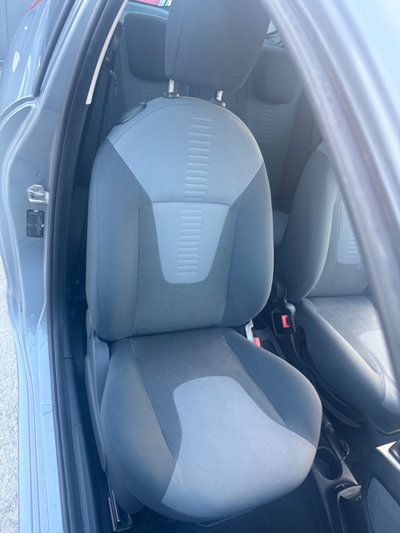 Ford Ka 1.2 8V 69CV Titanium (18)