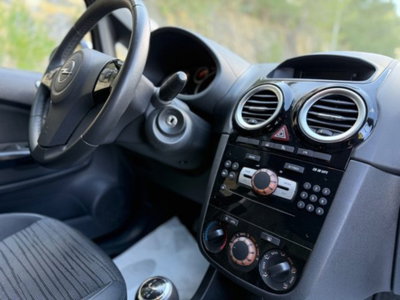 Opel Corsa 1.2 85CV 5 porte GPL-TECH Edition (13)