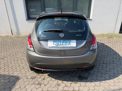 Lancia Ypsilon 1.0 FireFly 5 porte S&S Hybrid Silver Plus (6)
