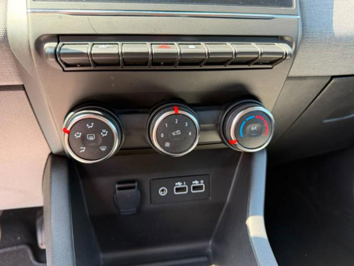 Renault Clio 1.0 sce Evolution 65cv (15)