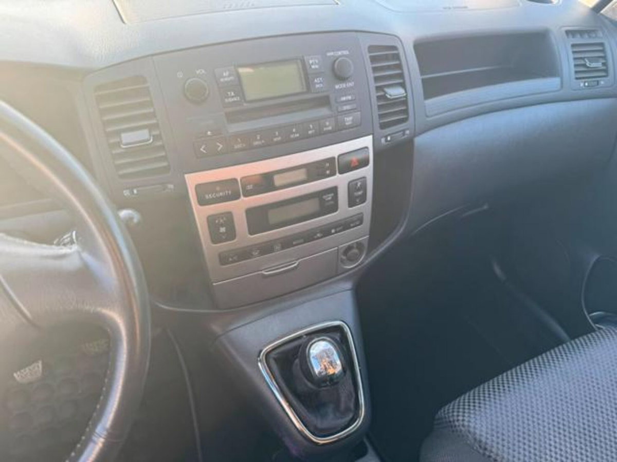 Toyota Corolla Verso 1.6 16V (10)