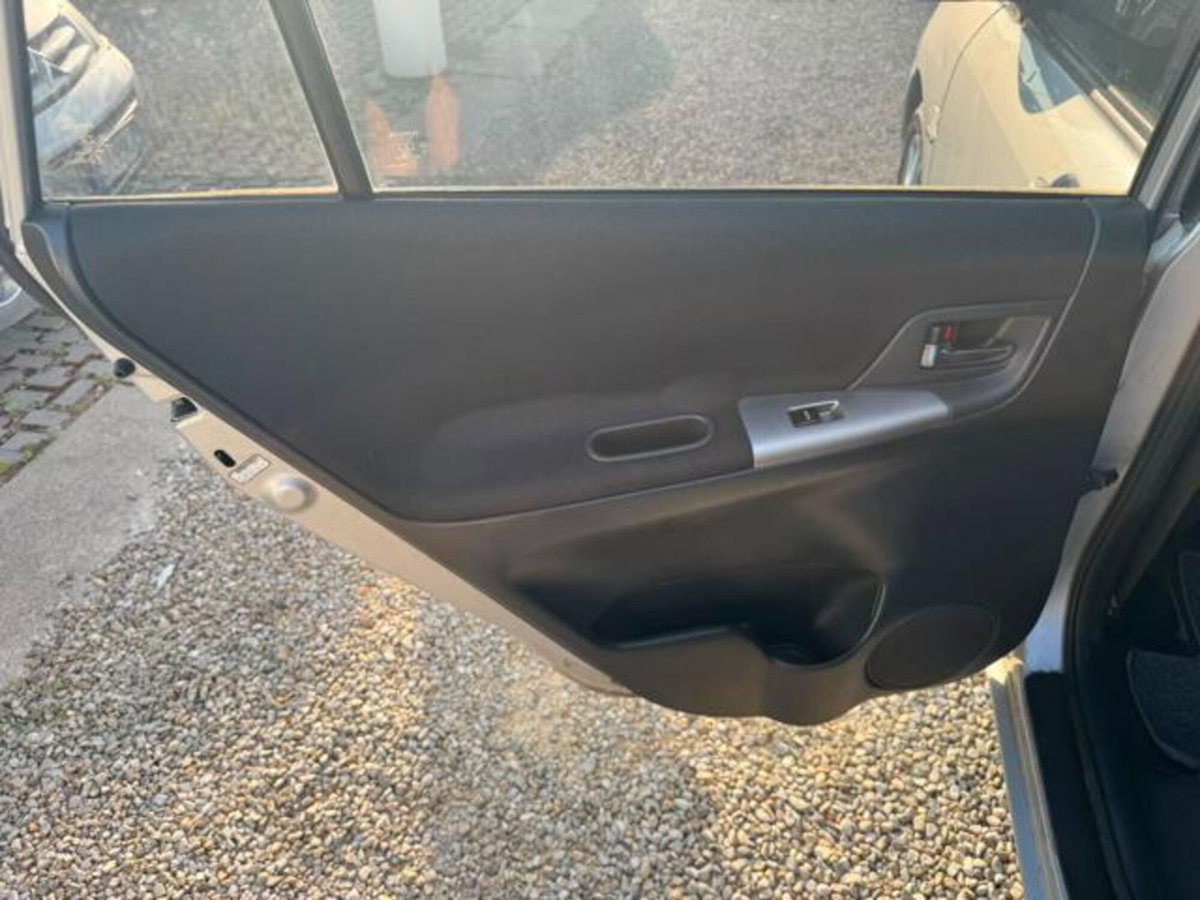Toyota Corolla Verso 1.6 16V (12)