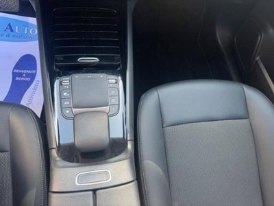 Mercedes-Benz GLA SUV 180 d Automatic Business (11)