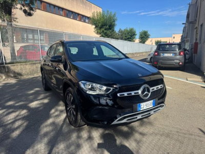 Mercedes-Benz GLA SUV 180 d Automatic Business (2)