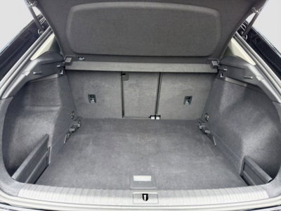 Audi Q3 35 TDI quattro S tronic Business (14)