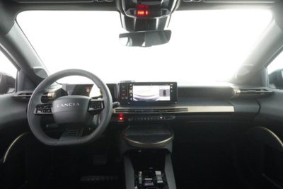 Lancia Ypsilon 1.2 mhev Edizione Limitata Cassina e-dct (12)