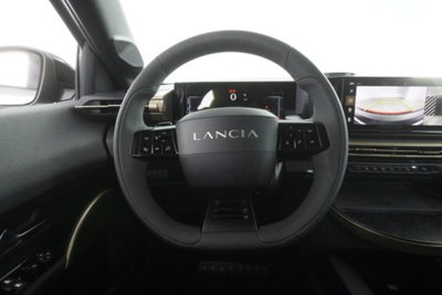 Lancia Ypsilon 1.2 mhev Edizione Limitata Cassina e-dct (13)