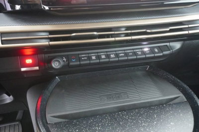 Lancia Ypsilon 1.2 mhev Edizione Limitata Cassina e-dct (20)