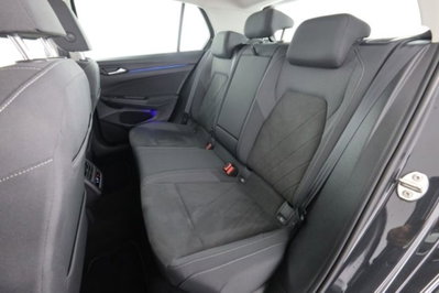 Volkswagen Golf 1.5 eTSI 130 CV EVO ACT DSG Style (3)