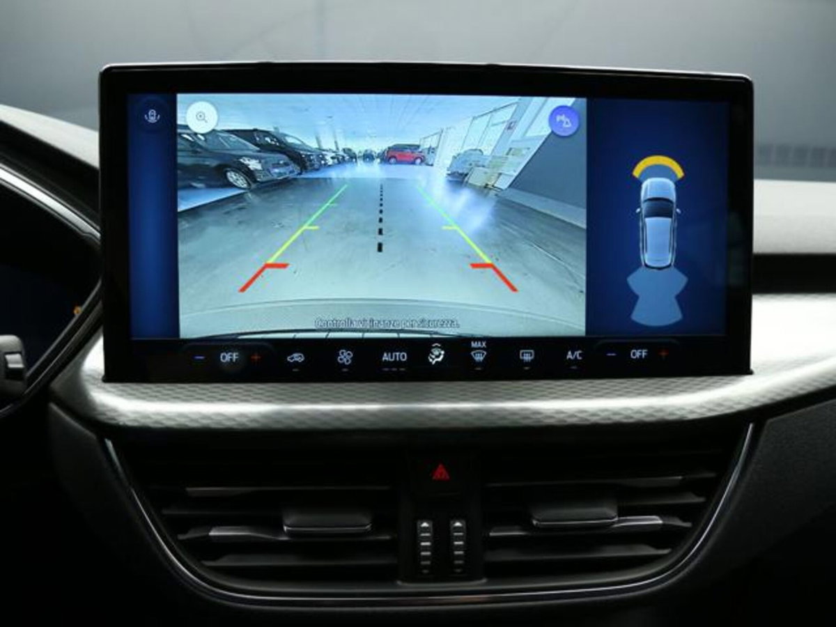 Ford Kuga 2.5 full hybrid Titanium 2wd 180cv auto (15)