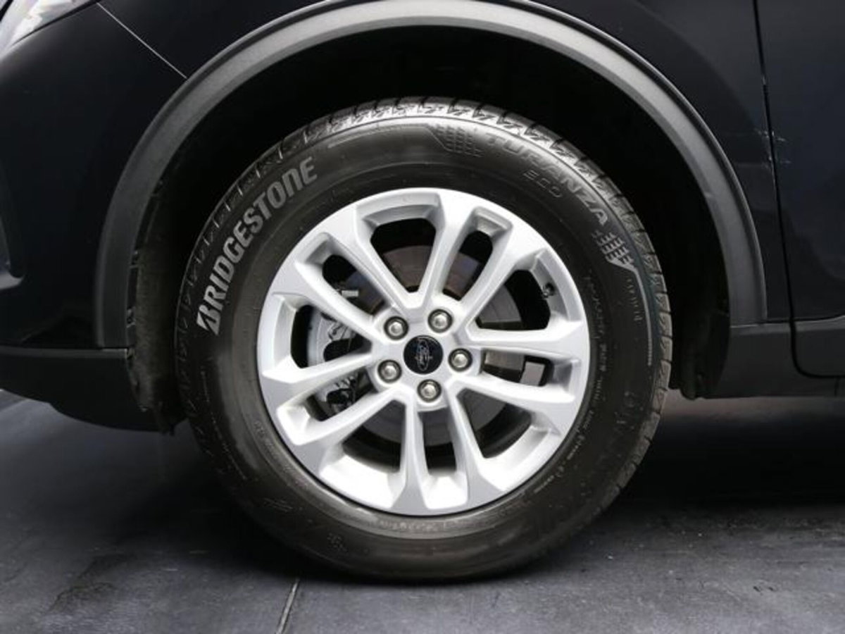 Ford Kuga 2.5 full hybrid Titanium 2wd 180cv auto (6)