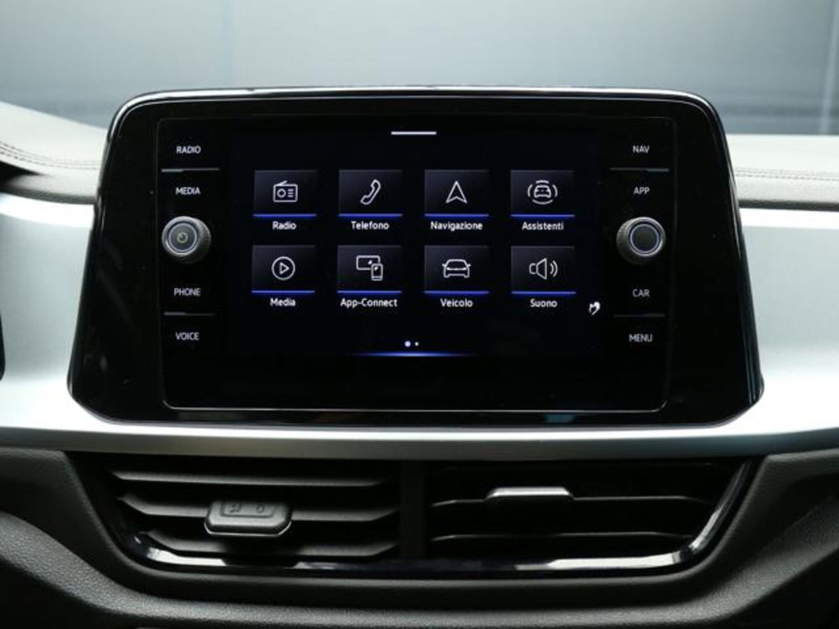 Volkswagen T-Roc 1.0 TSI Life (14)