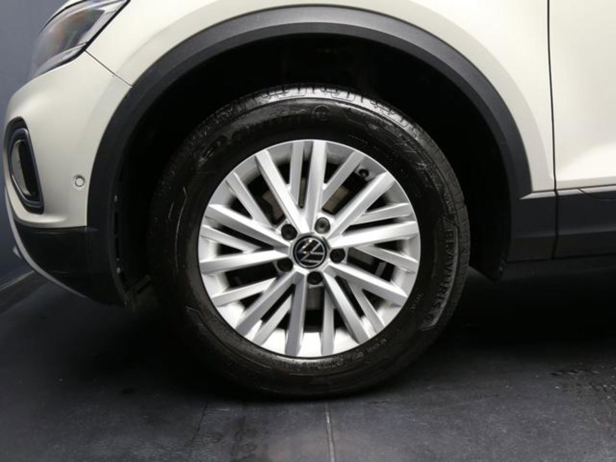Volkswagen T-Roc 1.0 TSI Life (5)