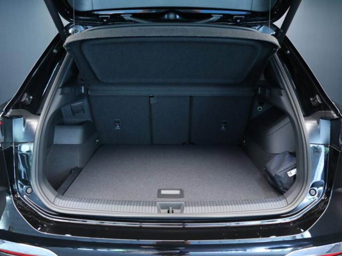 Volkswagen Tiguan 2.0 tdi Elegance 150cv dsg (7)