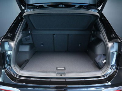Volkswagen Tiguan 2.0 tdi Elegance 150cv dsg (7)