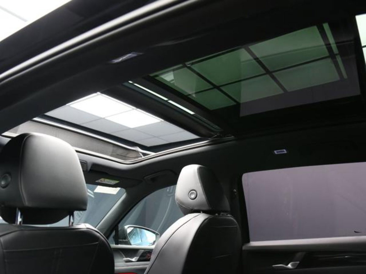Volkswagen Tiguan 2.0 tdi Elegance 150cv dsg (9)