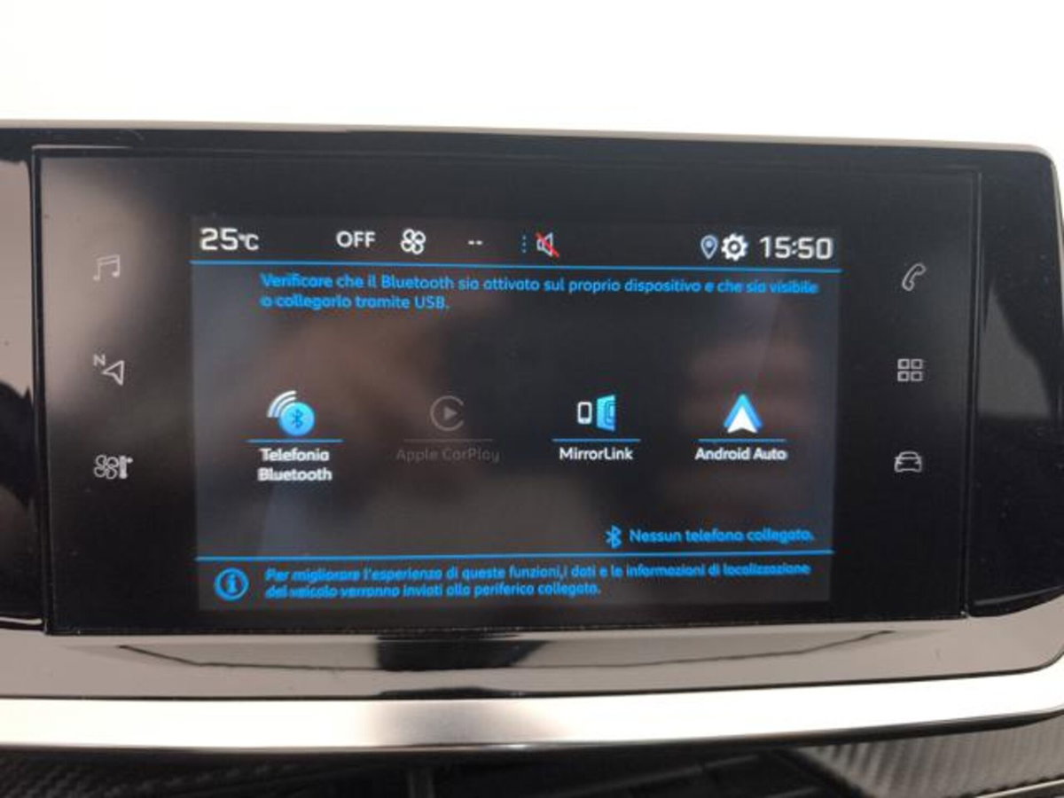 Peugeot 2008 BlueHDi 130 S&S EAT8 Allure Pack (16)