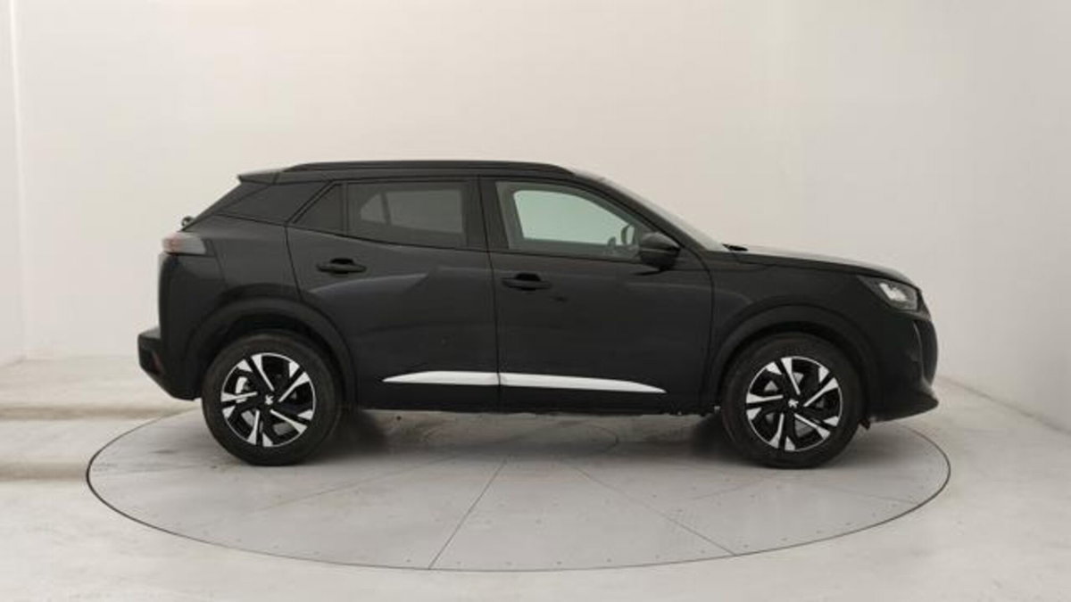 Peugeot 2008 BlueHDi 130 S&S EAT8 Allure Pack (6)