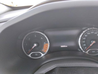 Jeep Renegade 1.6 Mjt 130 CV Limited (13)