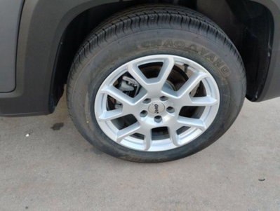 Jeep Renegade 1.6 Mjt 130 CV Limited (15)