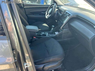 Hyundai Tucson 1.6 crdi 48V Xline 2wd dct (3)