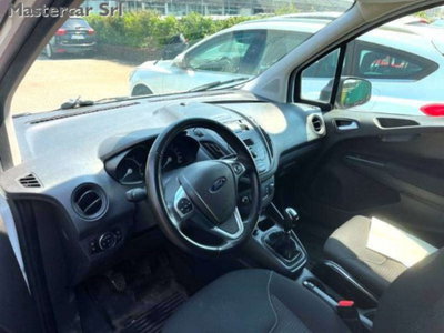 Ford Tourneo Courier 1.5 TDCI 100 CV Plus (4)