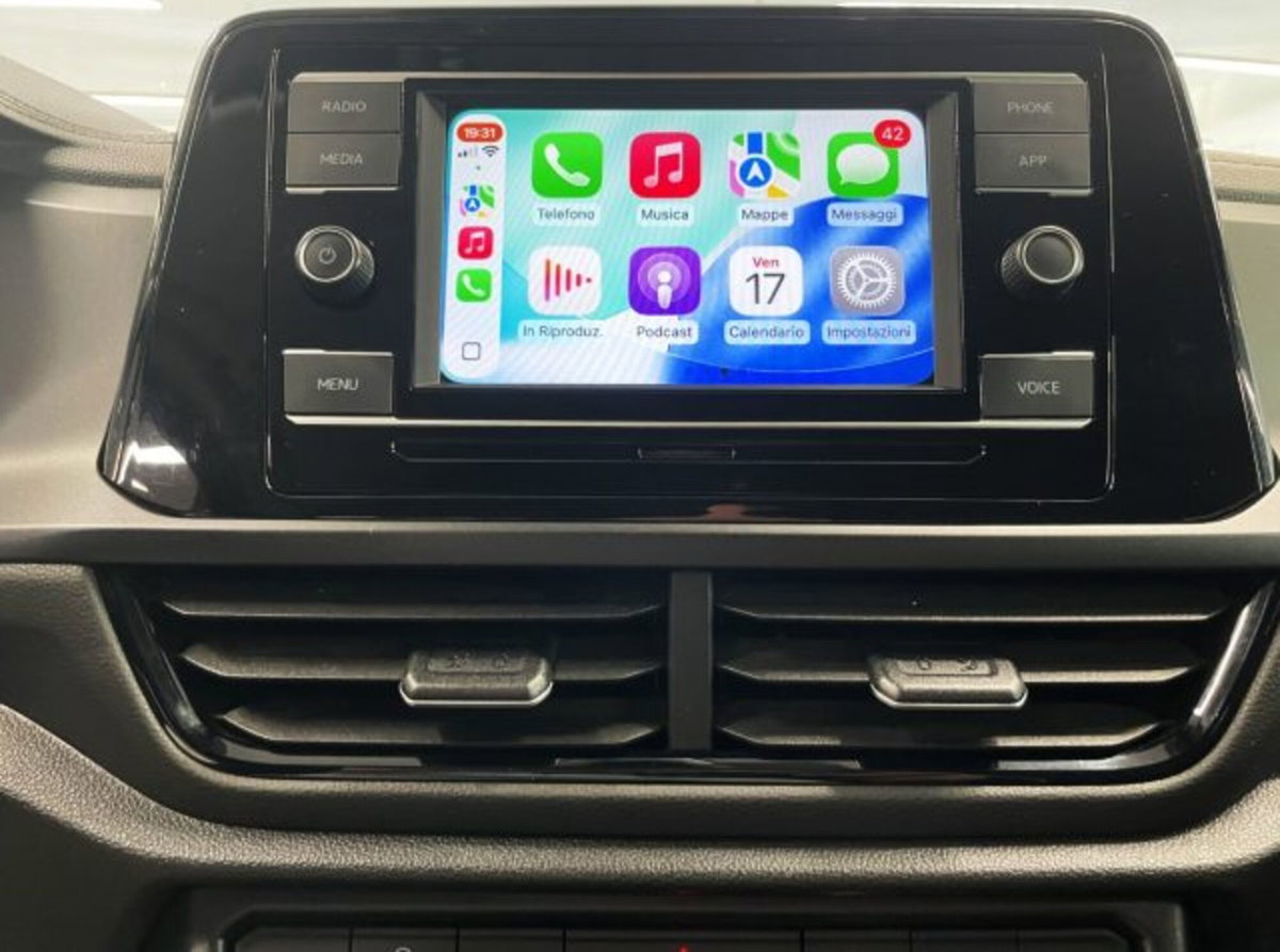 Volkswagen T-Roc 1.0 TSI Life (8)