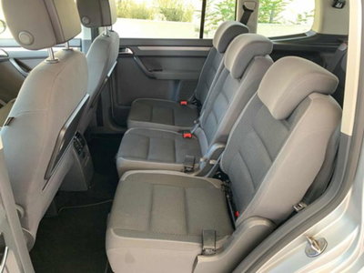 Volkswagen Touran 1.6 TDI DSG Comfortline (14)