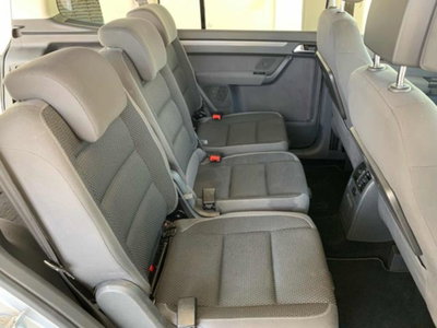 Volkswagen Touran 1.6 TDI DSG Comfortline (15)