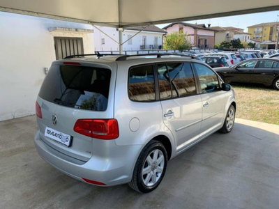 Volkswagen Touran 1.6 TDI DSG Comfortline (4)