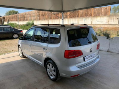 Volkswagen Touran 1.6 TDI DSG Comfortline (6)