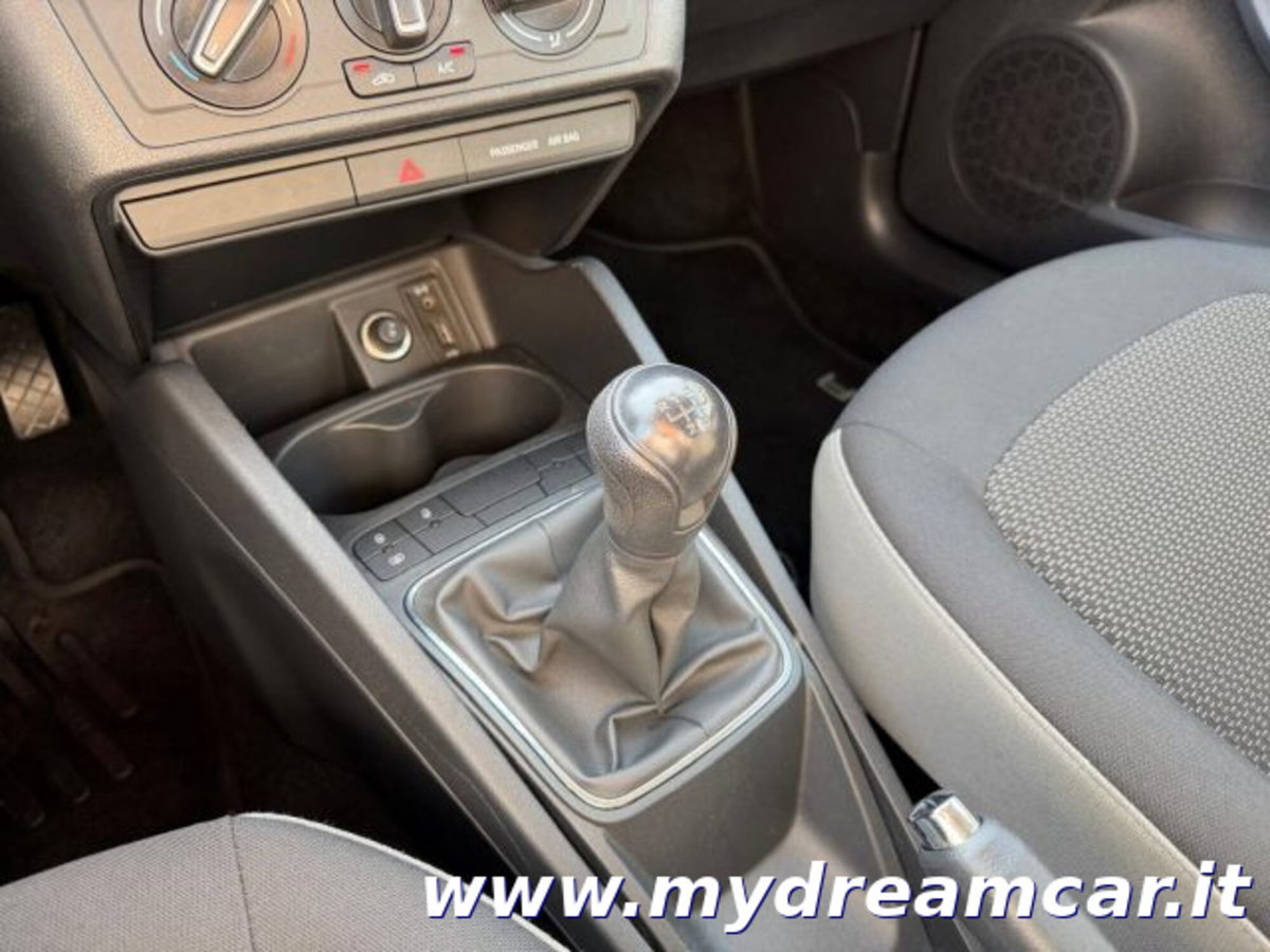 SEAT Ibiza 1.4 TDI 90 CV 5p. SOL (9)