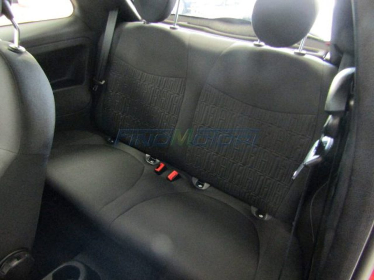Fiat 500 1.0 Hybrid Red (11)