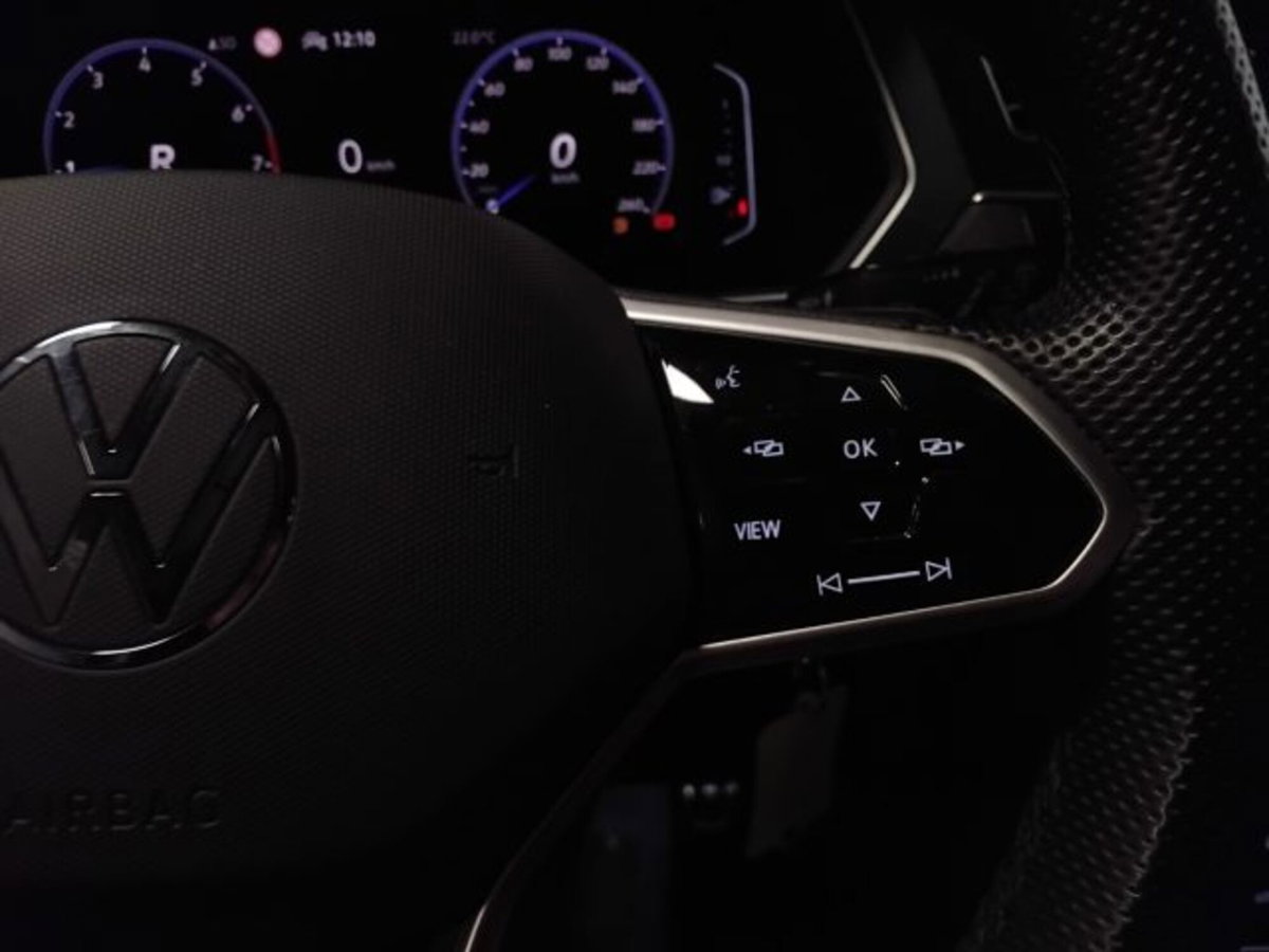 Volkswagen Tiguan 1.5 TSI 150 CV DSG ACT R-Line (19)