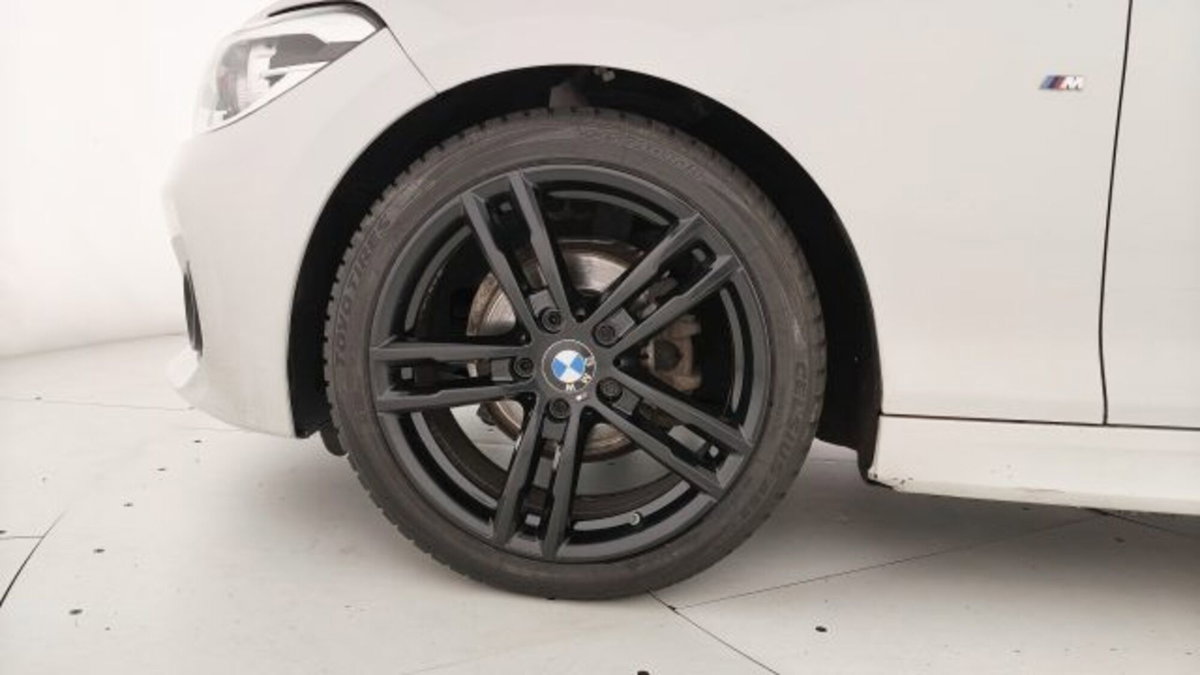 BMW Serie 1 116d 2.0 116CV cat 5 porte Attiva DPF (17)
