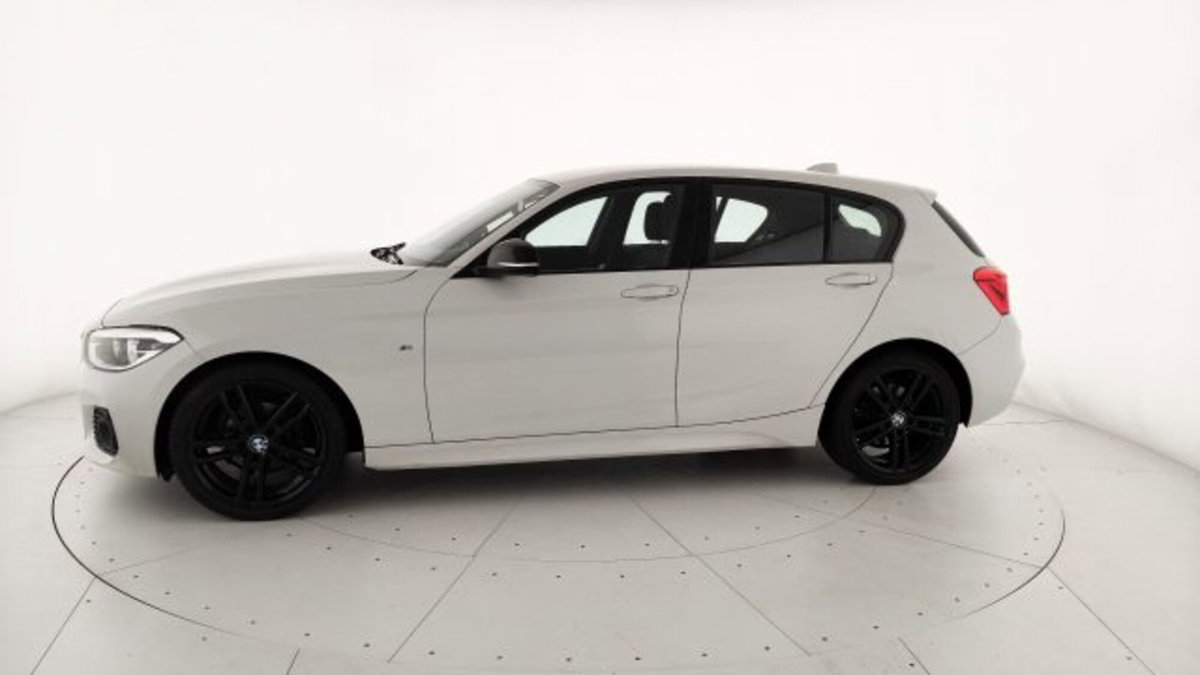 BMW Serie 1 116d 2.0 116CV cat 5 porte Attiva DPF (20)