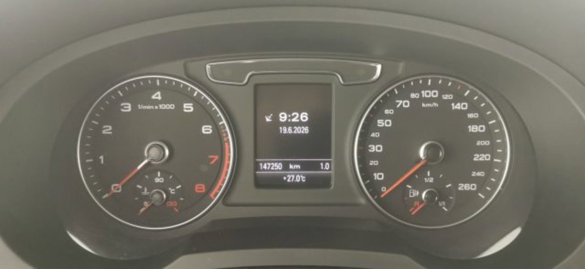 Audi Q3 Sportback 40 TFSI S tronic quattro edition (10)