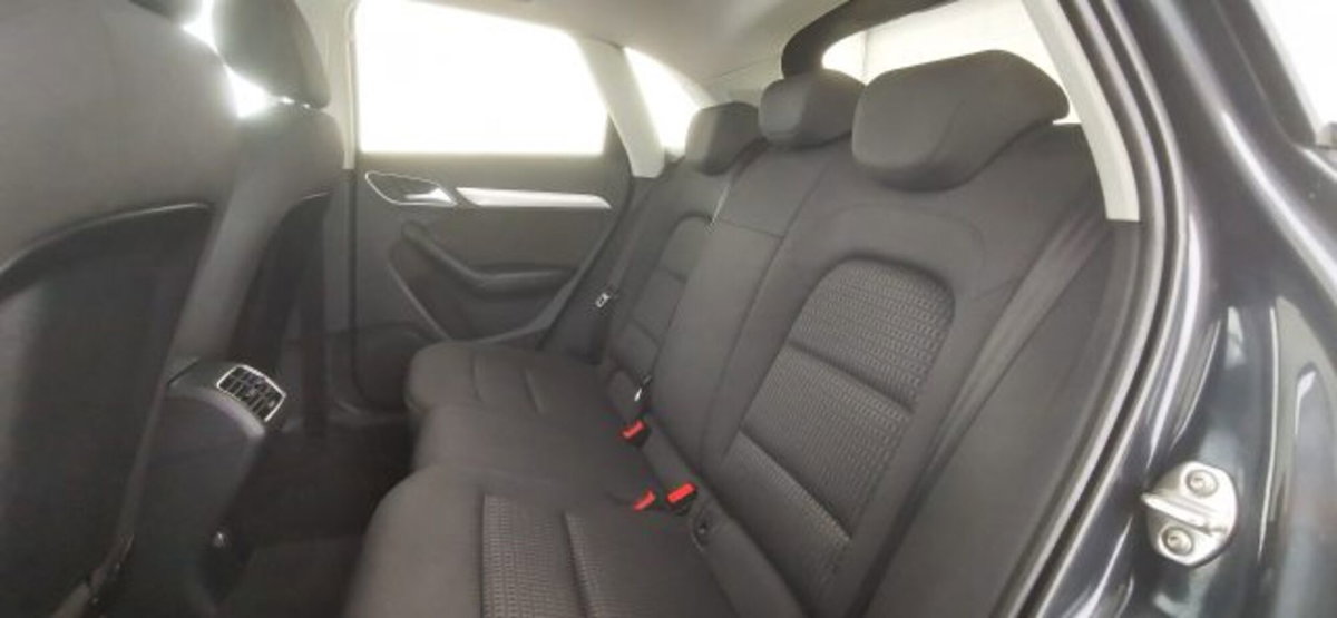 Audi Q3 Sportback 40 TFSI S tronic quattro edition (16)